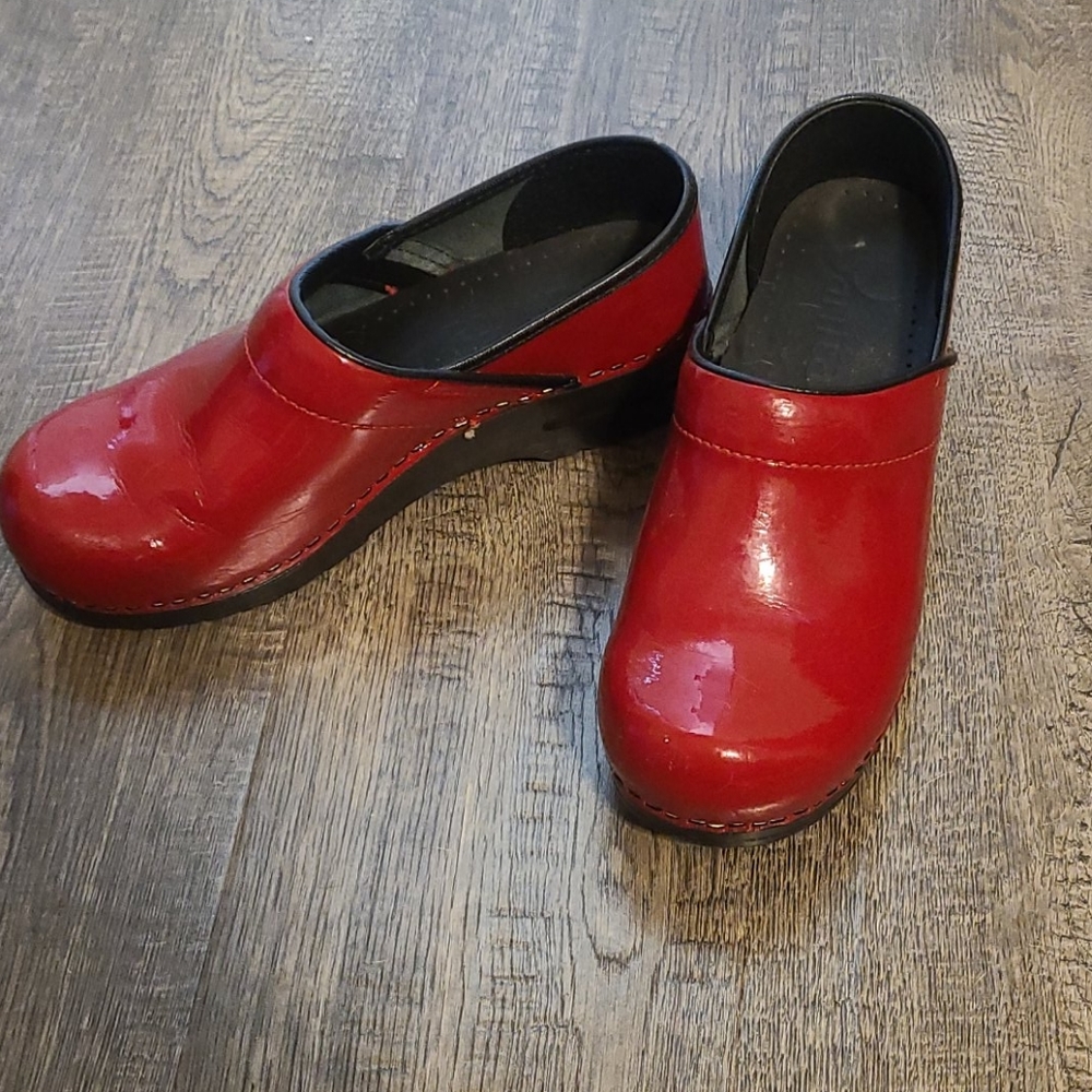 RED Sanita nursing clogs